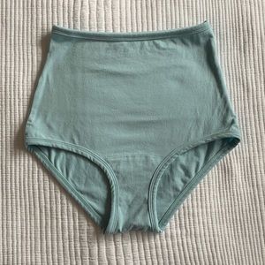 ARQ High waisted undies in Baby